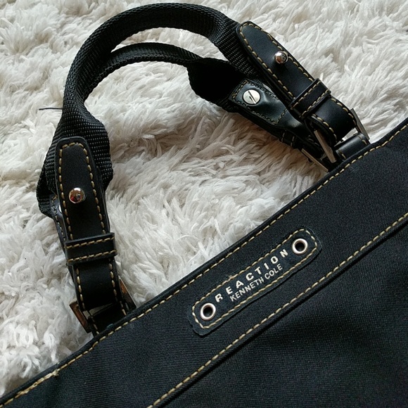Kenneth Cole Reaction Black handbag - Picture 7 of 7